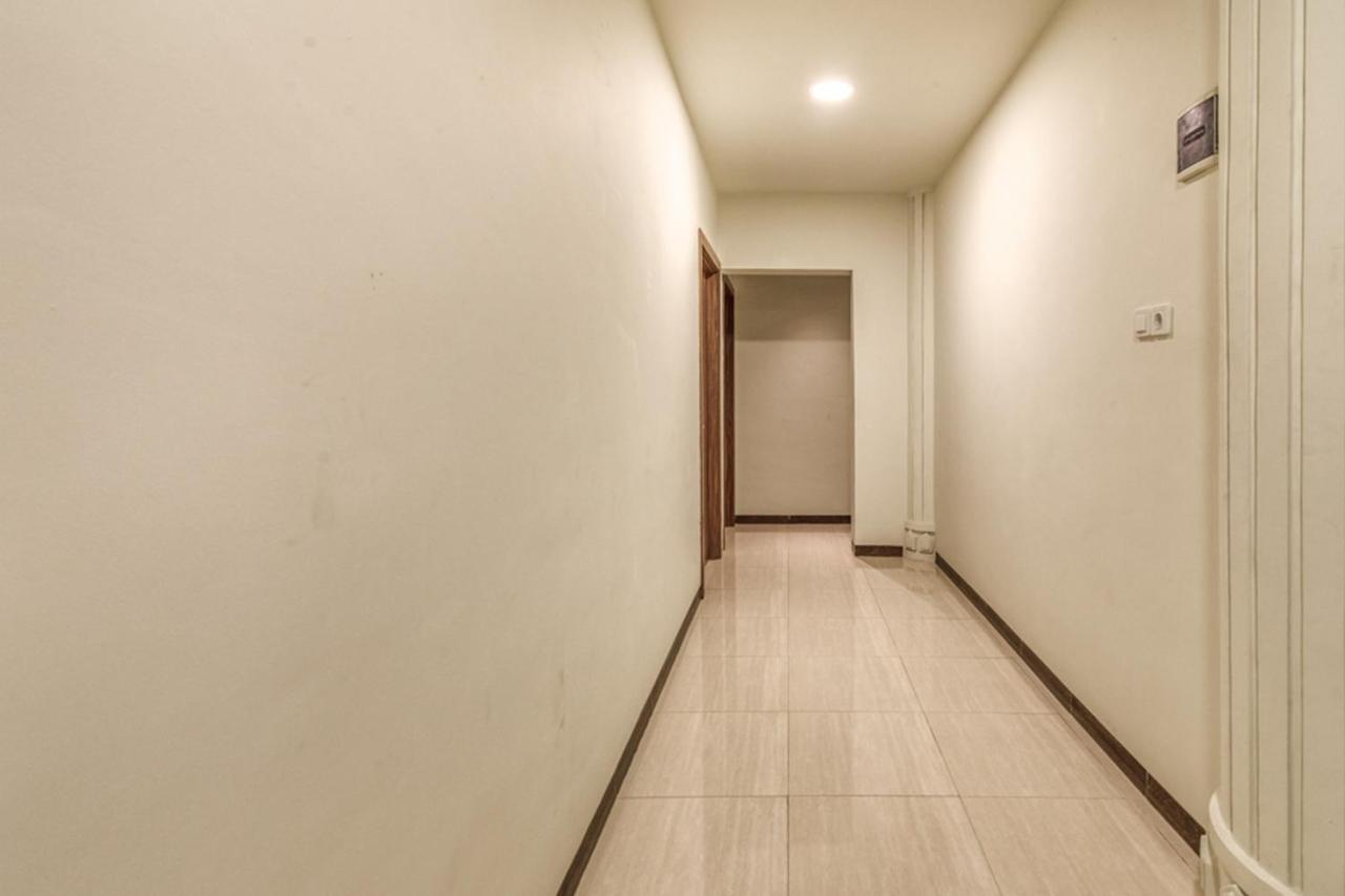 Reddoorz Plus Near Akademi Kepolisian Semarang 3 Kültér fotó